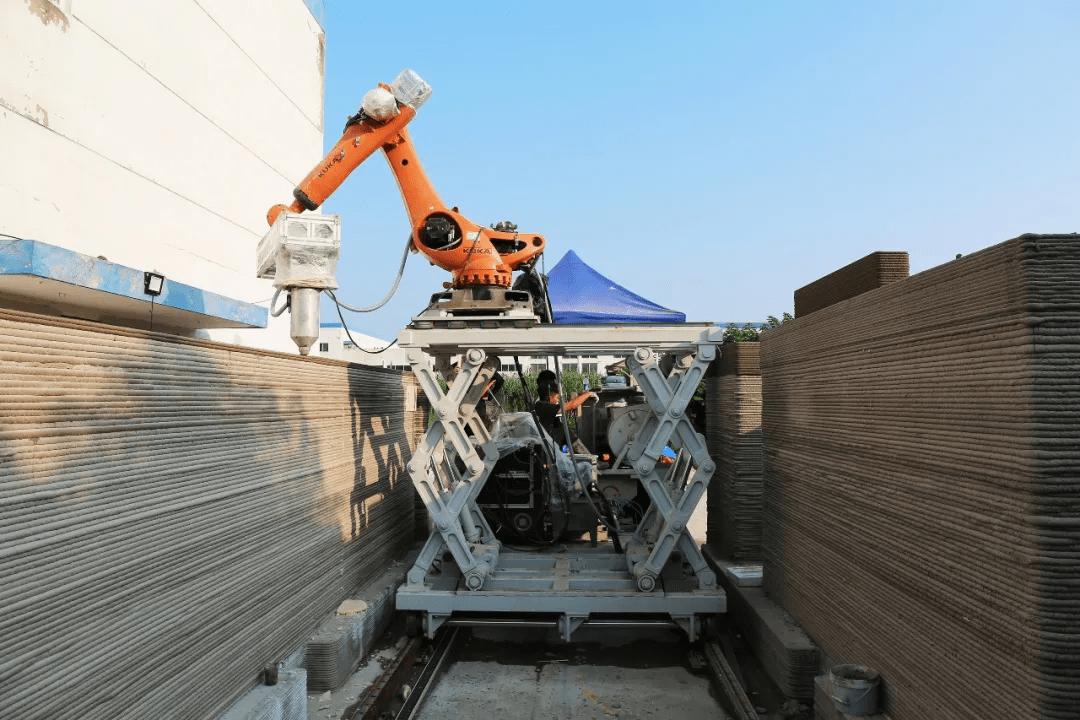 徐衛國教授團隊 3D打印機器人革新混凝土泵送，為低收入群體建造未來住宅
